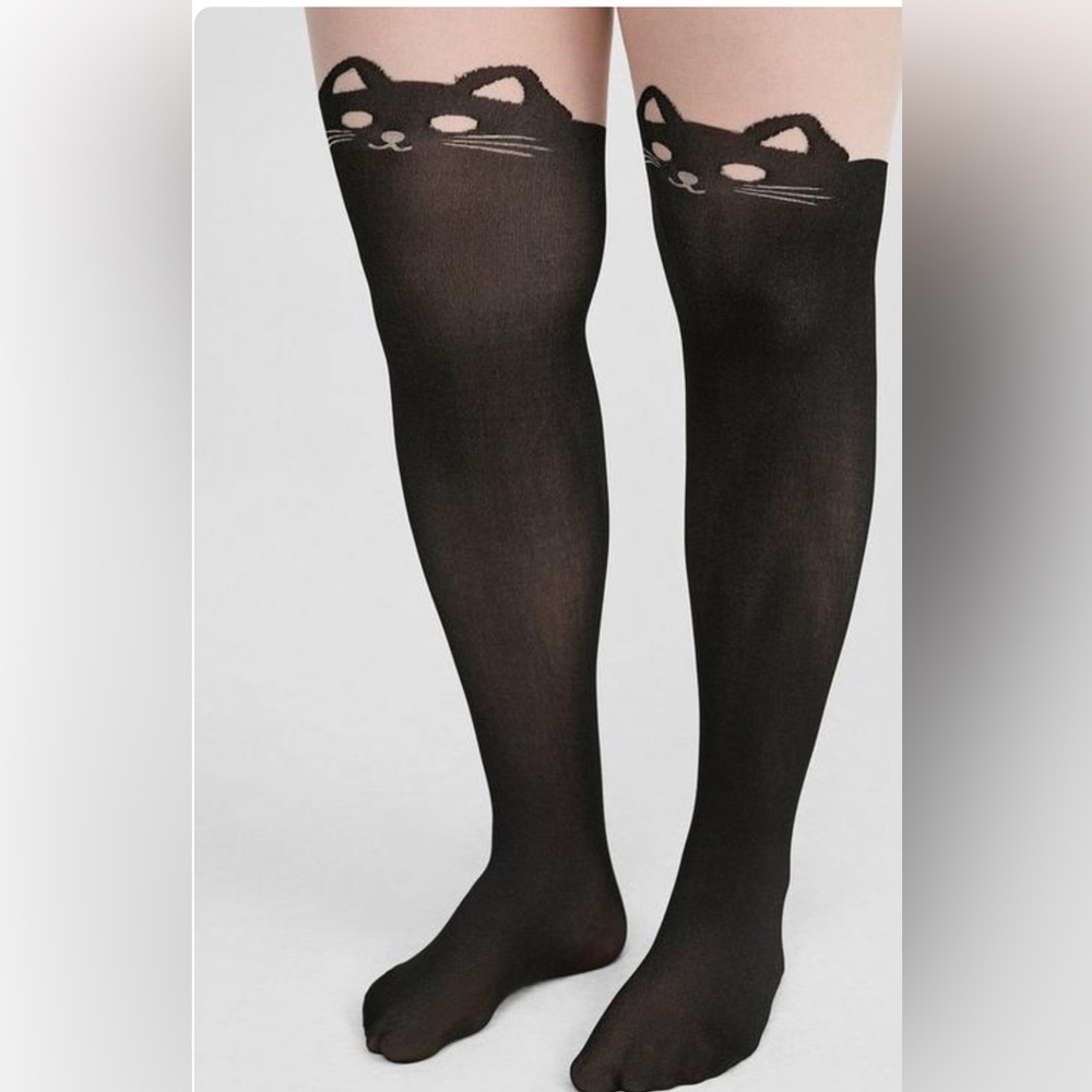 NWT Torrid Cat Knee Tights Size 3/4 Plus Size